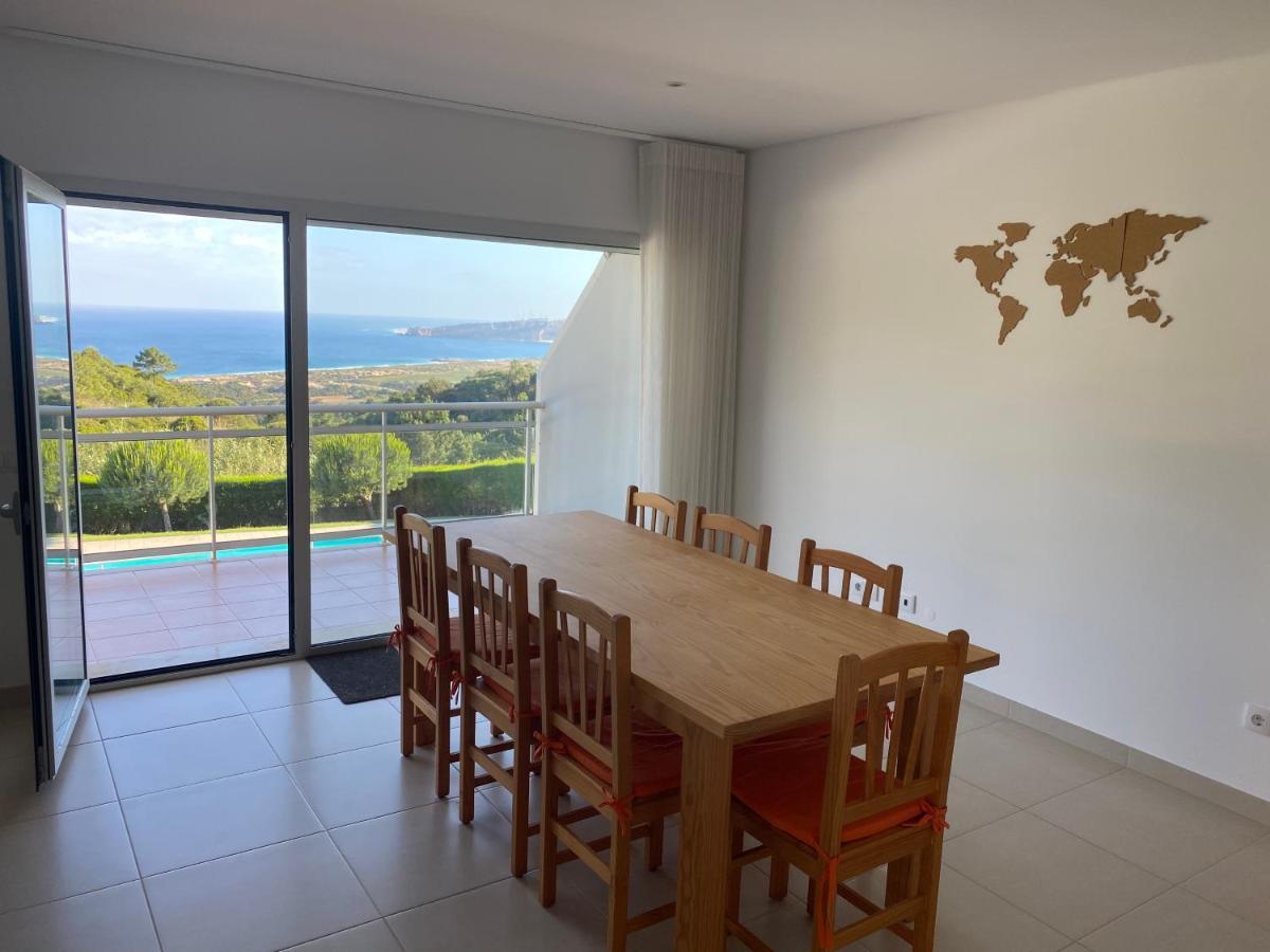 Villa With Views Over The Atlantic Ocean And Swimming Pool Famalicão Exterior foto