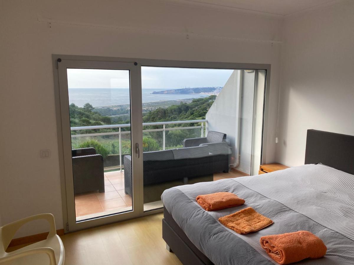 Villa With Views Over The Atlantic Ocean And Swimming Pool Famalicão Exterior foto