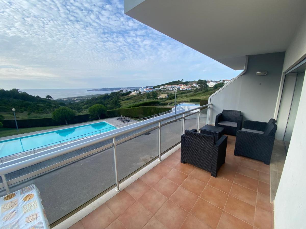 Villa With Views Over The Atlantic Ocean And Swimming Pool Famalicão Exterior foto